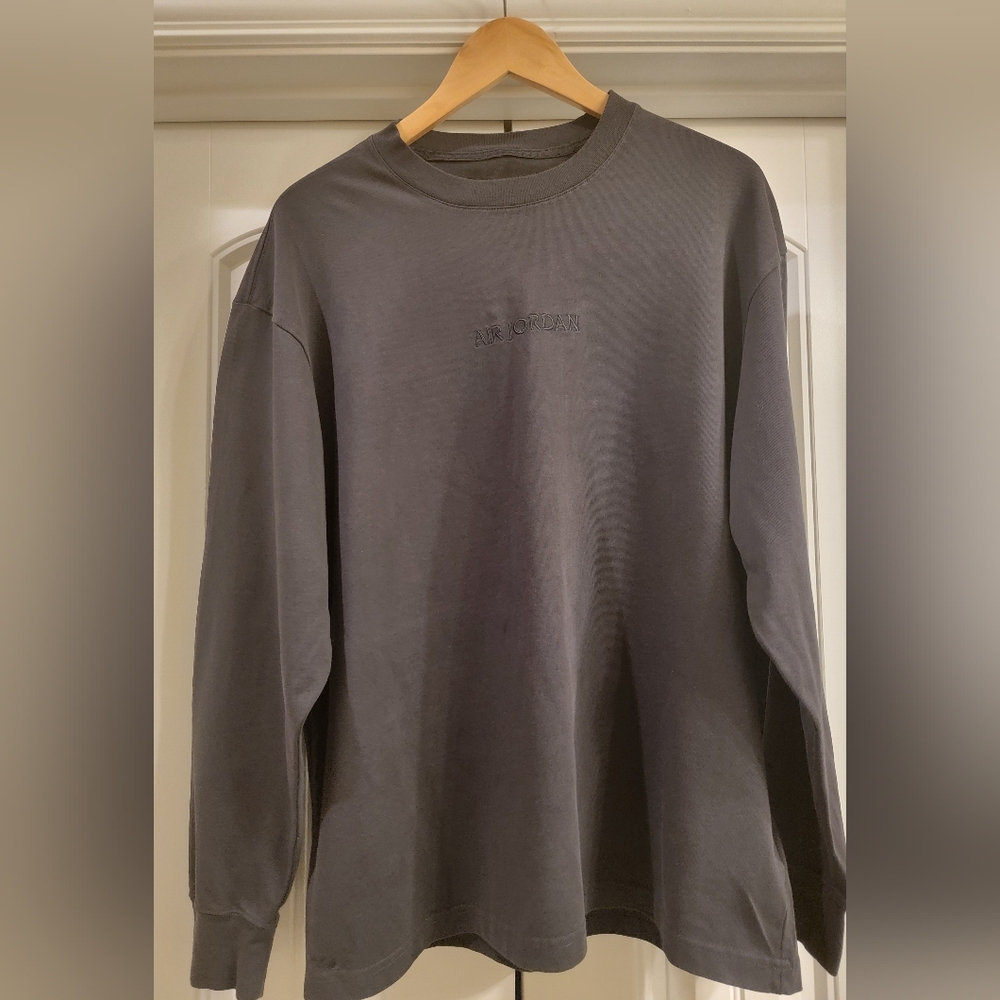 Jordan Black Sweatshirt